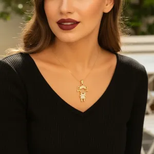 Pingente Menina Cravejado em Zircônias