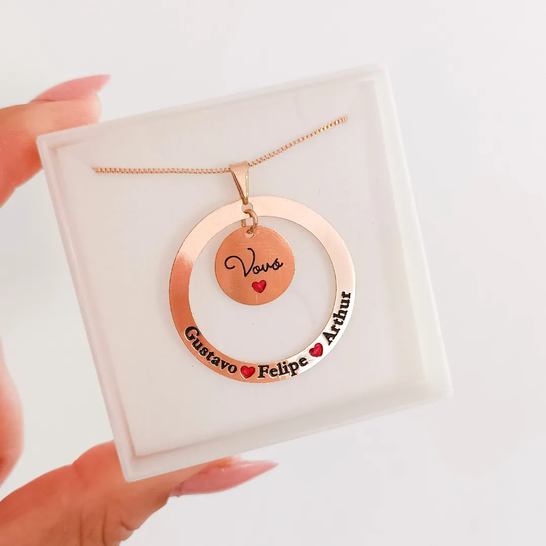 Colar Personalizado Medalha e Escrita até 3 Nomes Banhado a Ouro