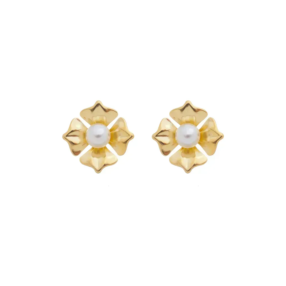 Brinco Flor com Pérola Banhados a Ouro