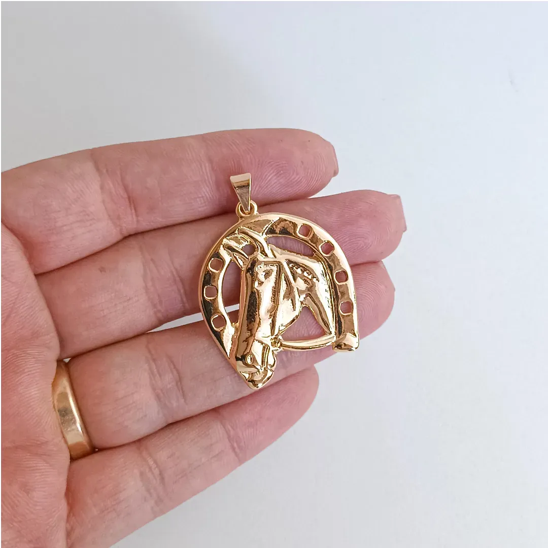 Pingente Cavalo e Ferradura Dourado